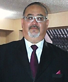 Dr. Daniel A. Farias F